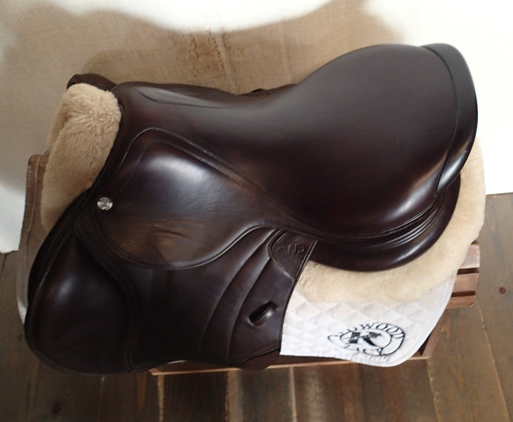 17.5" CWD Hunter Mademoiselle 2Gs Saddle - Full Buffalo - 2021 - 2CH Flaps - SE38 (046)