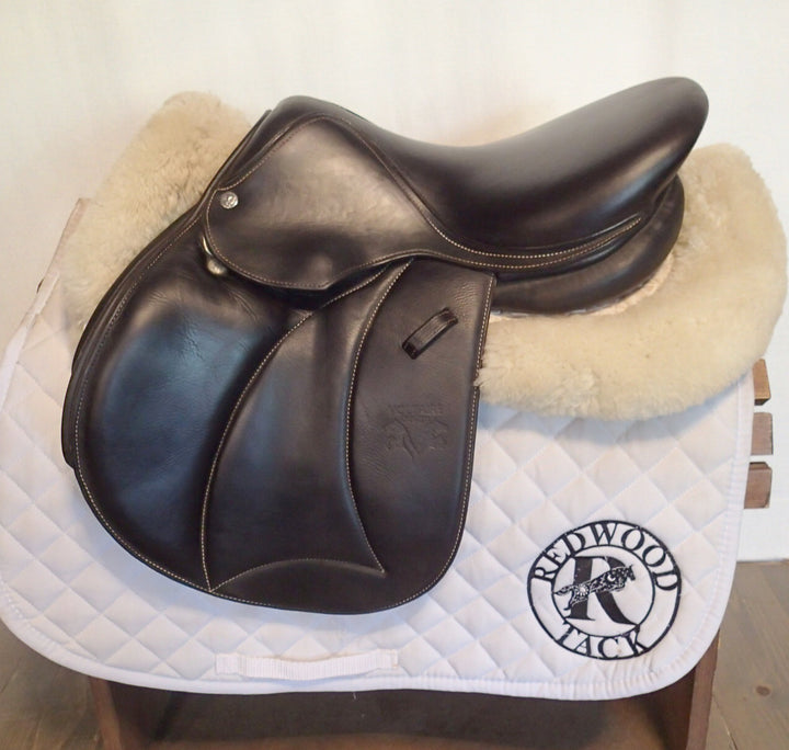 15.5" Voltaire Welli Saddle - Full Buffalo - 2020 - 0A Flaps - 4.75" dot to dot - FIN Panels