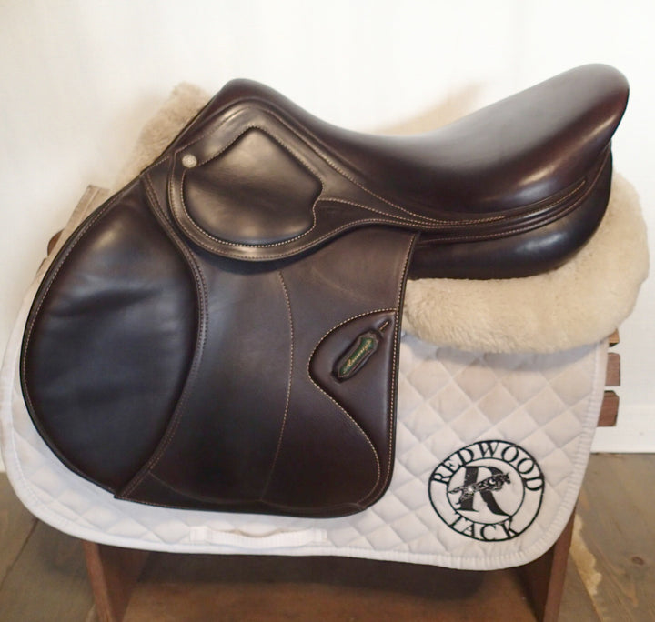 17.5" Amerigo Pinerolo Saddle - Full Buffalo - 2023 - 4.5" dot to dot (051)