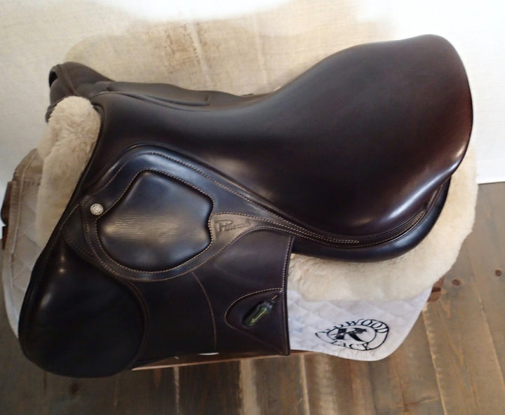 17.5" Amerigo Pinerolo Saddle - Full Buffalo - 2023 - 4.5" dot to dot (051)
