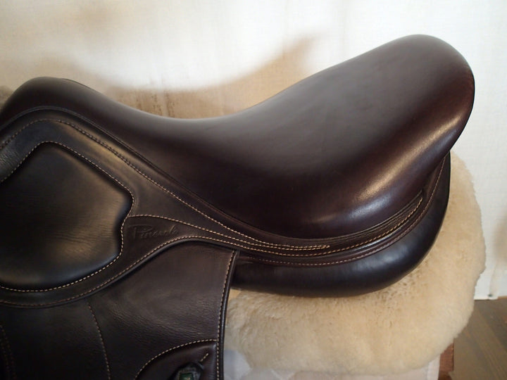 17.5" Amerigo Pinerolo Saddle - Full Buffalo - 2023 - 4.5" dot to dot (051)