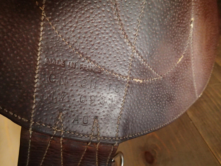 18" Antares Monoflap Saddle - Full Buffalo - 2017 - 3N Flaps - 5" dot to dot (054)