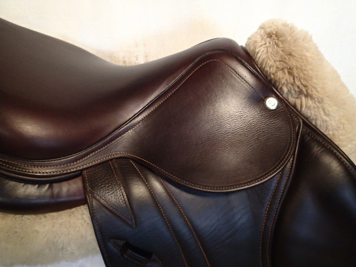 16" CWD Saddle - Full Buffalo - 2016 - 2L Flaps - SE02 - 4.5" dot to dot (057)