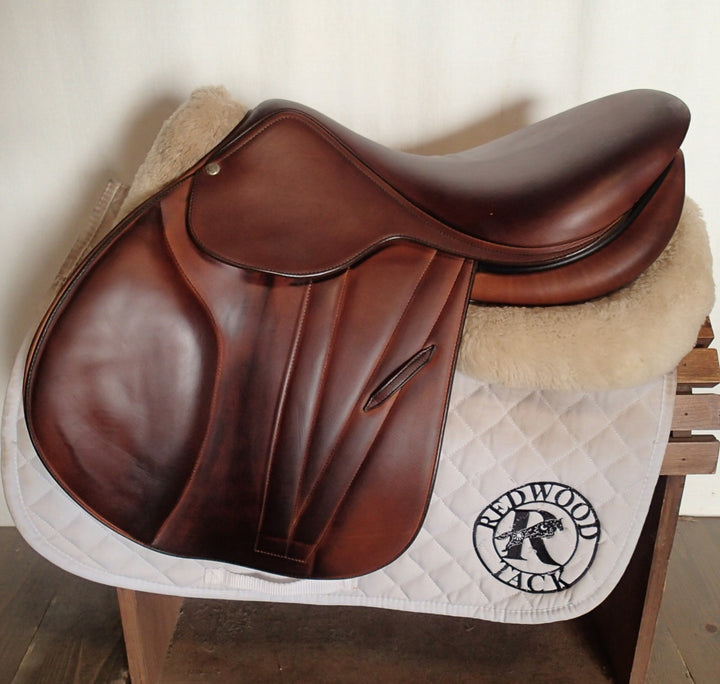 17.5" Butet Premium Saddle - Full Calfskin - 2024 - L Seat - 2.5 Flaps - 4.25" dot to dot (058)