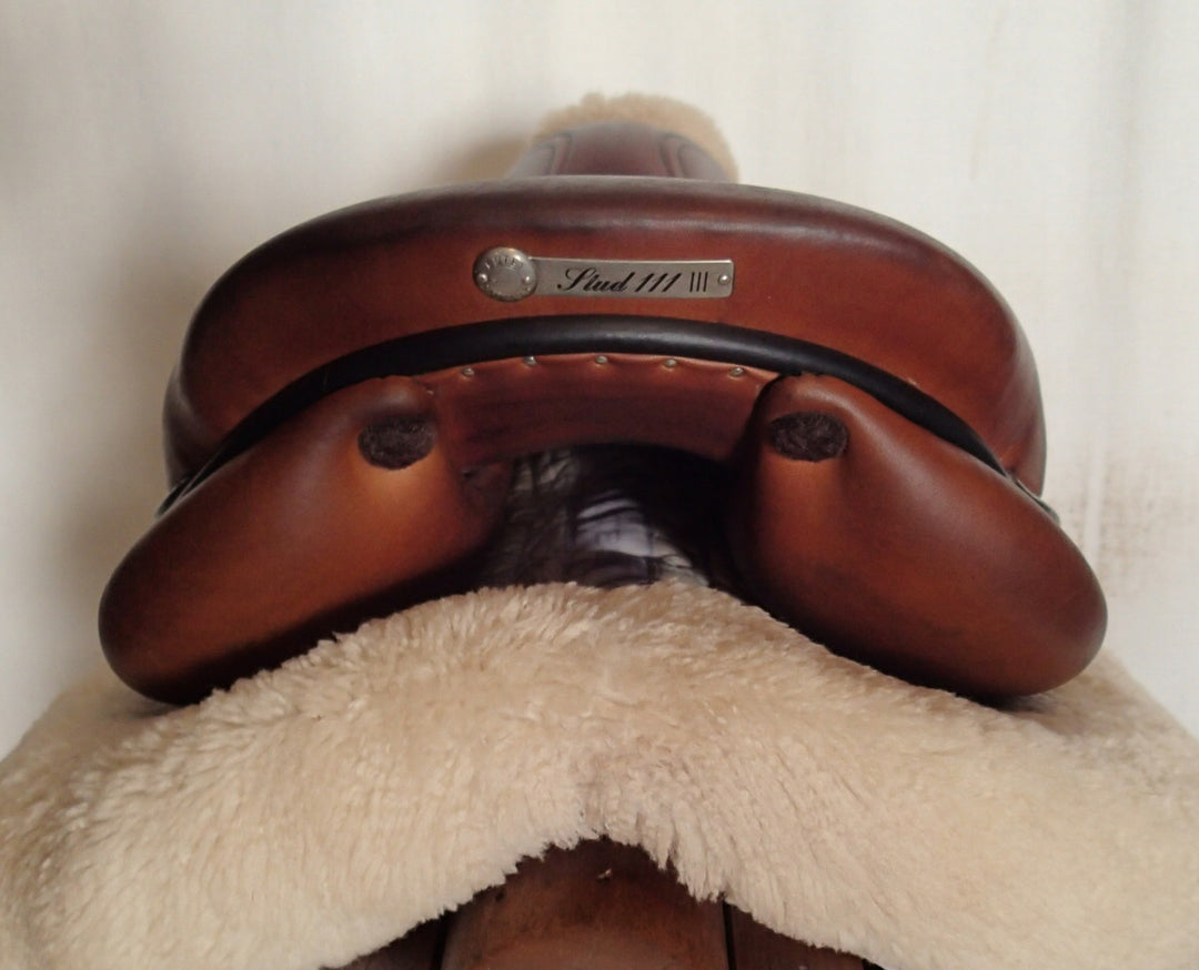 17.5" Butet Premium Saddle - Full Calfskin - 2024 - L Seat - 2.5 Flaps - 4.25" dot to dot (058)