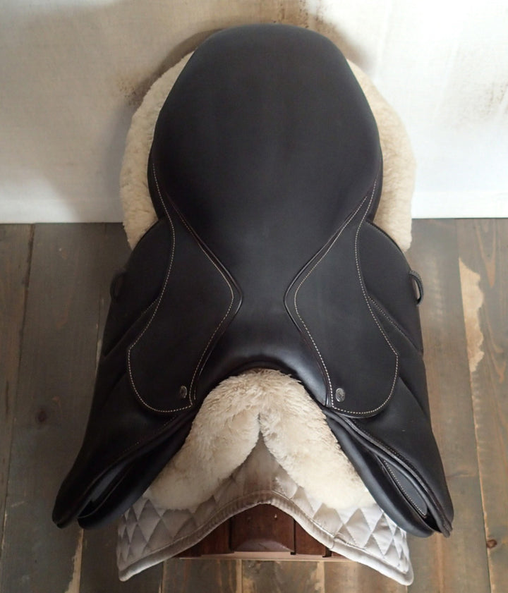 17" Voltaire Palm Beach Saddle - Full Buffalo - 2025 - 2 Flaps - 5" dot to dot - XFIN Panels (059)