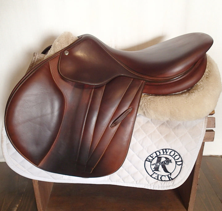 17.5" Butet Premium Saddle - Full Calfskin - 2020 - P Seat - 2.5 Flaps - 4" dot to dot (061)