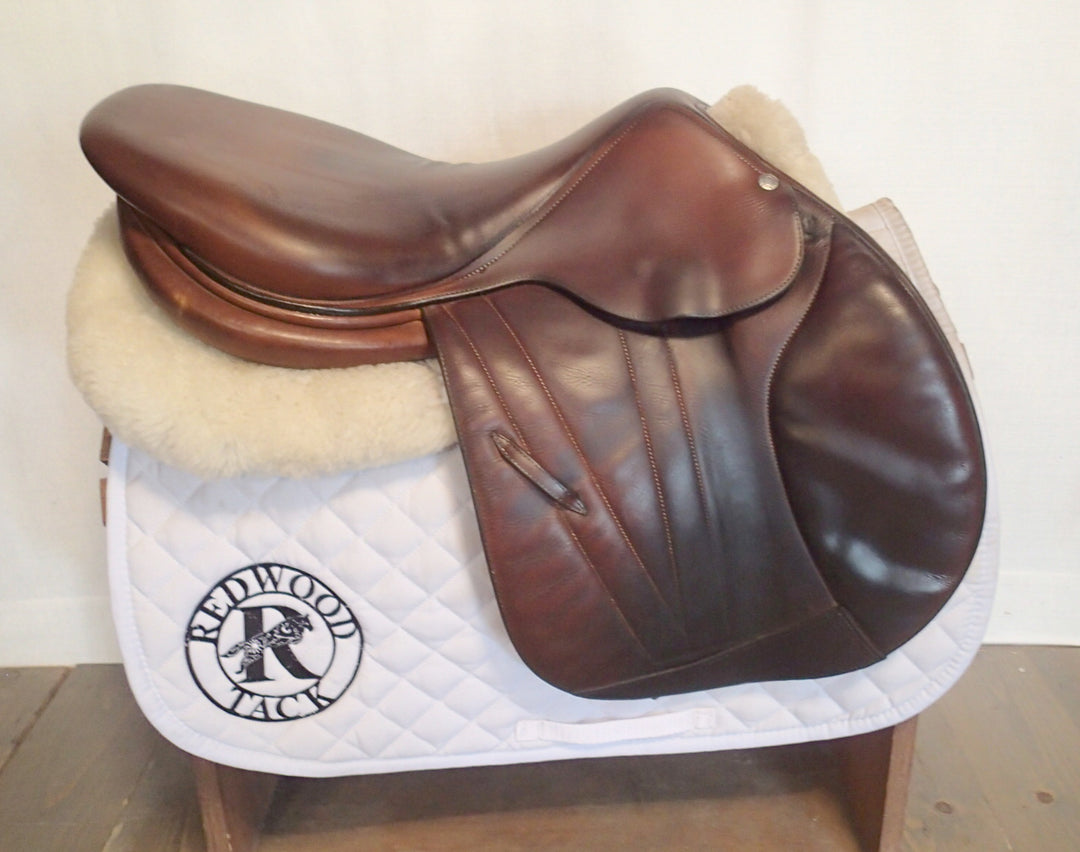 18" Butet Premium Saddle - Full Calfskin - 2014 - M Seat - 2 Flaps - 4.25" dot to dot