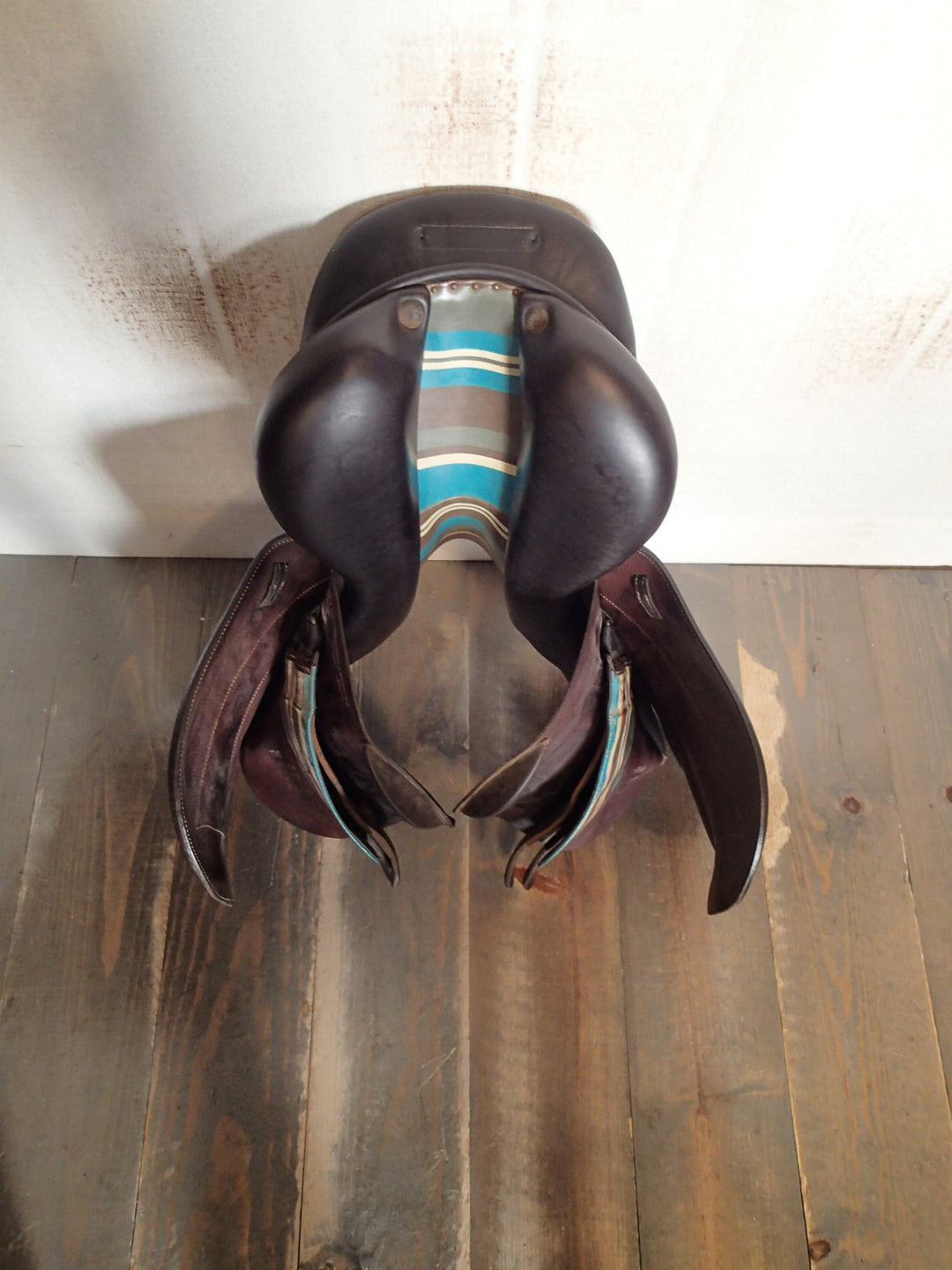 16" Voltaire Welli Saddle - Full Buffalo - 2019 - 0A Flaps - 4.75" dot to dot - XFIN Panels (062)