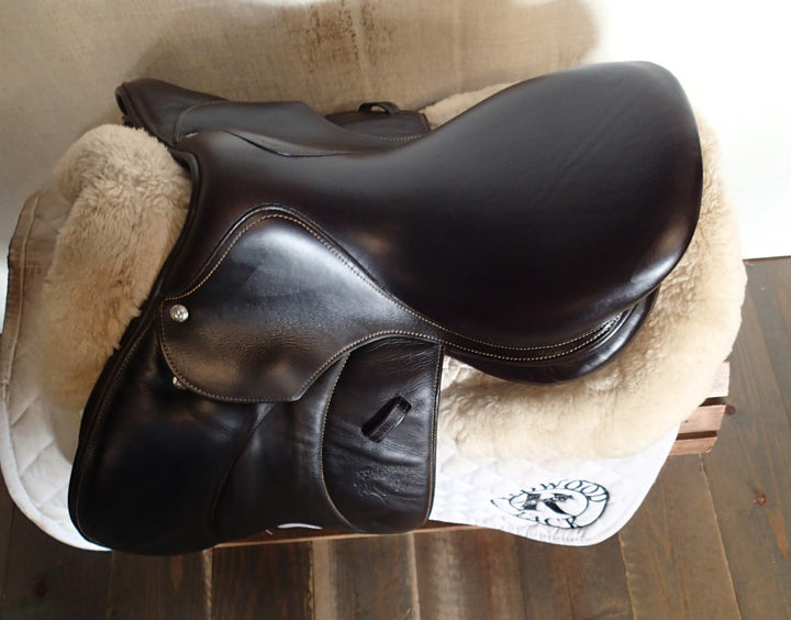 16" Voltaire Welli Saddle - Full Buffalo - 2019 - 0A Flaps - 4.75" dot to dot - XFIN Panels (062)