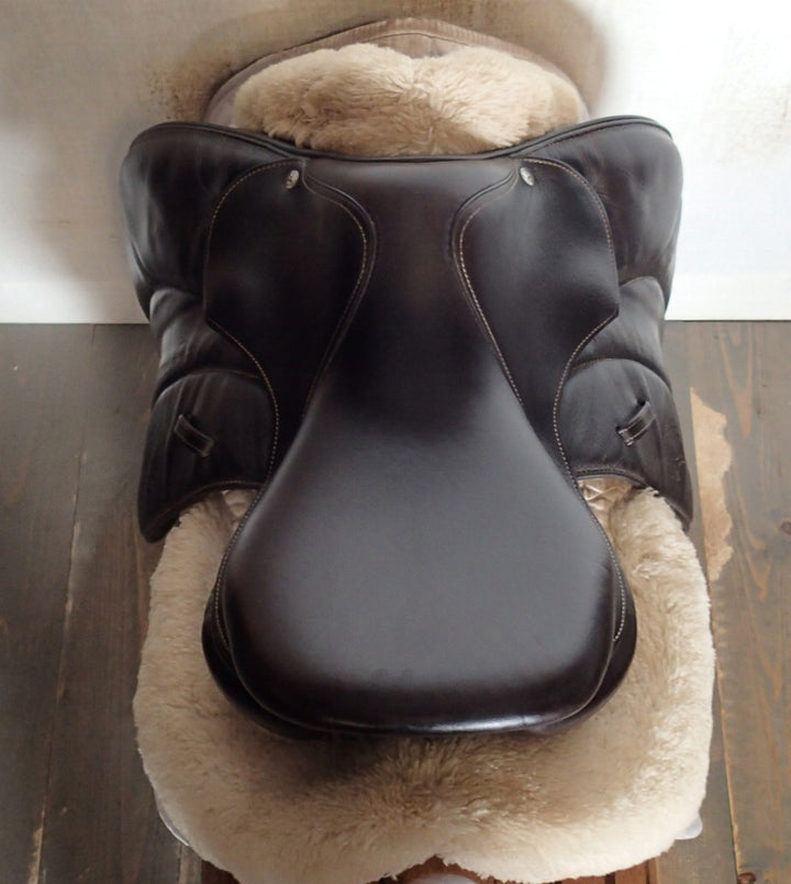 16" Voltaire Welli Saddle - Full Buffalo - 2019 - 0A Flaps - 4.75" dot to dot - XFIN Panels (062)