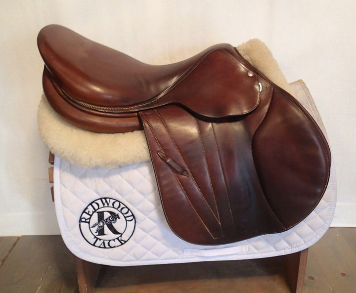 17.5" Butet Premium Saddle - Full Calfskin - 2019 - M Seat - 2.5 Flaps - 4.5" dot to dot