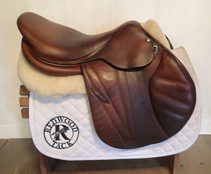 17.5" Butet Premium Saddle - Full Calfskin - 2018 - M Seat - 2.5 Flaps - 4.25" dot to dot