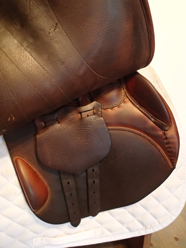 18" Butet Premium Saddle - Full Calfskin - 2015 - P Seat - 2 Flaps - 4.25" dot to dot