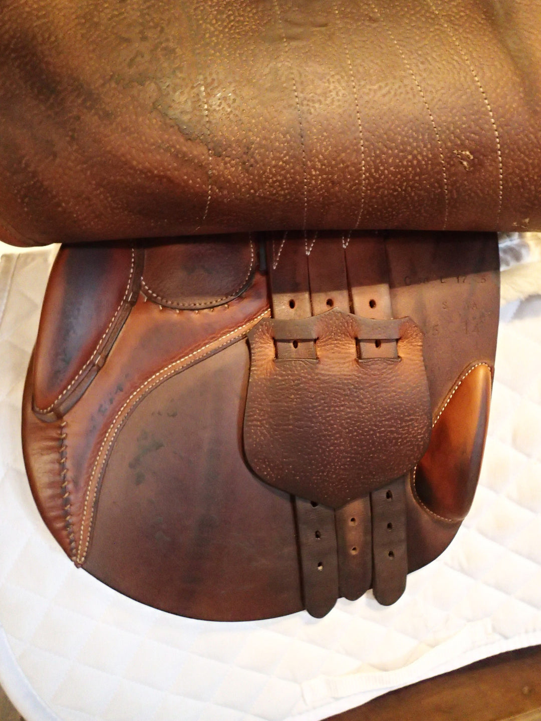 17" Butet Premium Saddle - Full Calfskin - 2014 - L Seat - 0.5 Flaps - 4.25" dot to dot