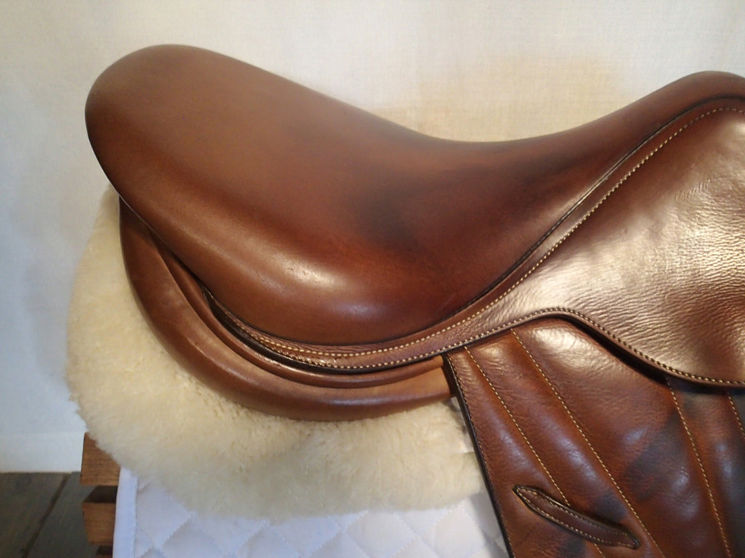 17" Butet Premium Saddle - Full Calfskin - 2014 - L Seat - 0.5 Flaps - 4.25" dot to dot