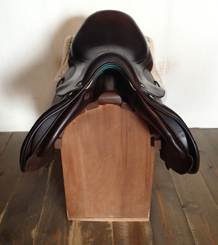 17" Voltaire Palm Beach Saddle - 2015 - 0A Flaps - 4.75" dot to dot - Pro Panels (070)