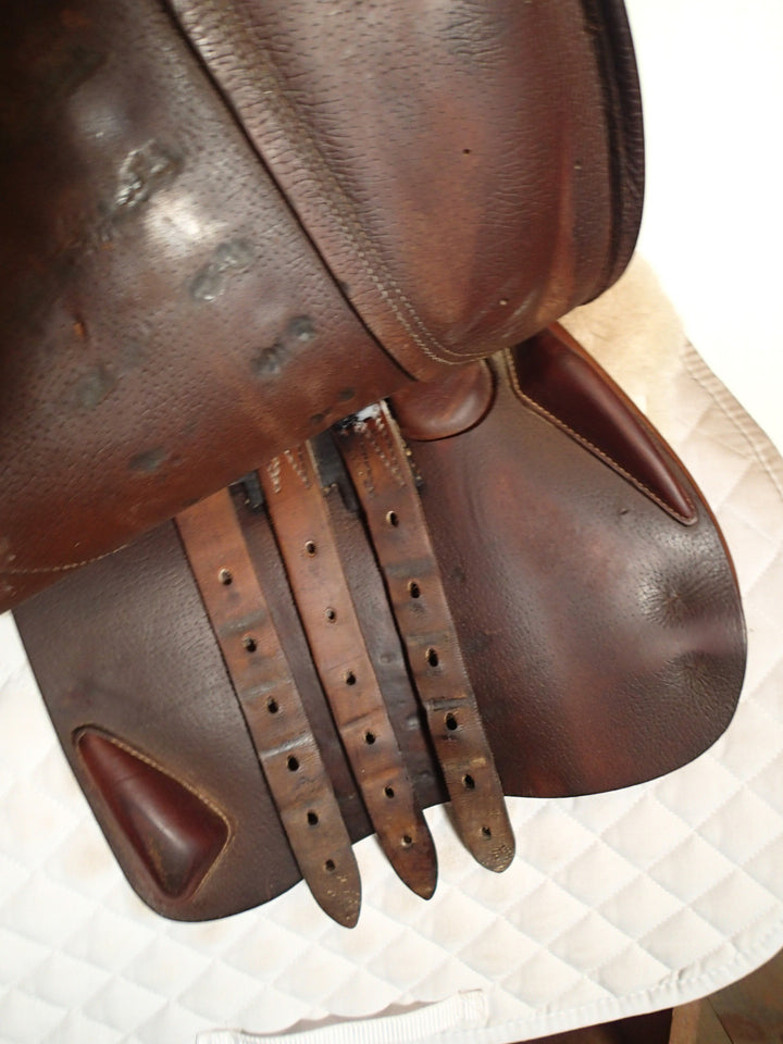 15.5" Devoucoux Huarra Saddle - Full Buffalo - 2007 - 0 Flaps - 4.5" dot to dot (073)