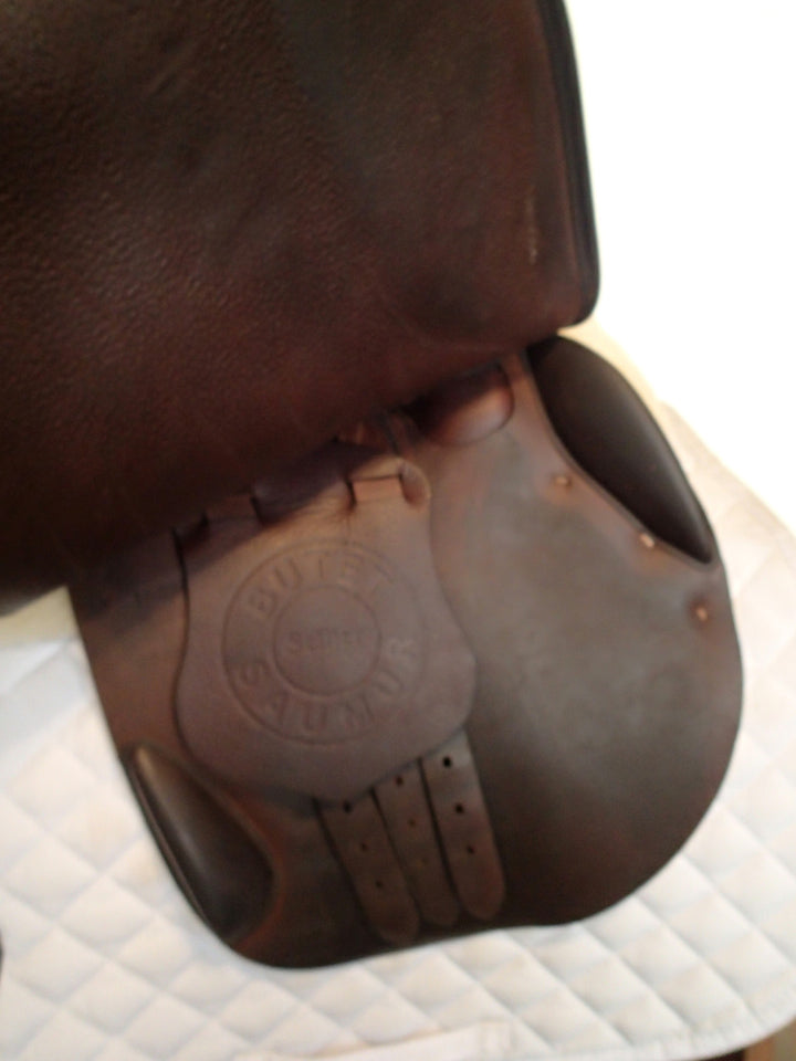 16" Butet Premium Saddle - 2020 - Wool Flocked - Full Calfskin - M Seat - 2L Flaps - 4.25" dot to dot