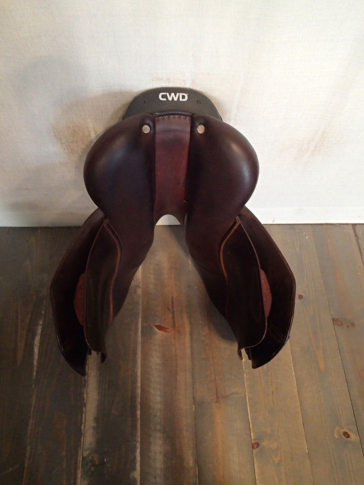 17" CWD 2Gs Saddle - 2014 - 2L Flaps - SE26 - 4.5" dot to dot