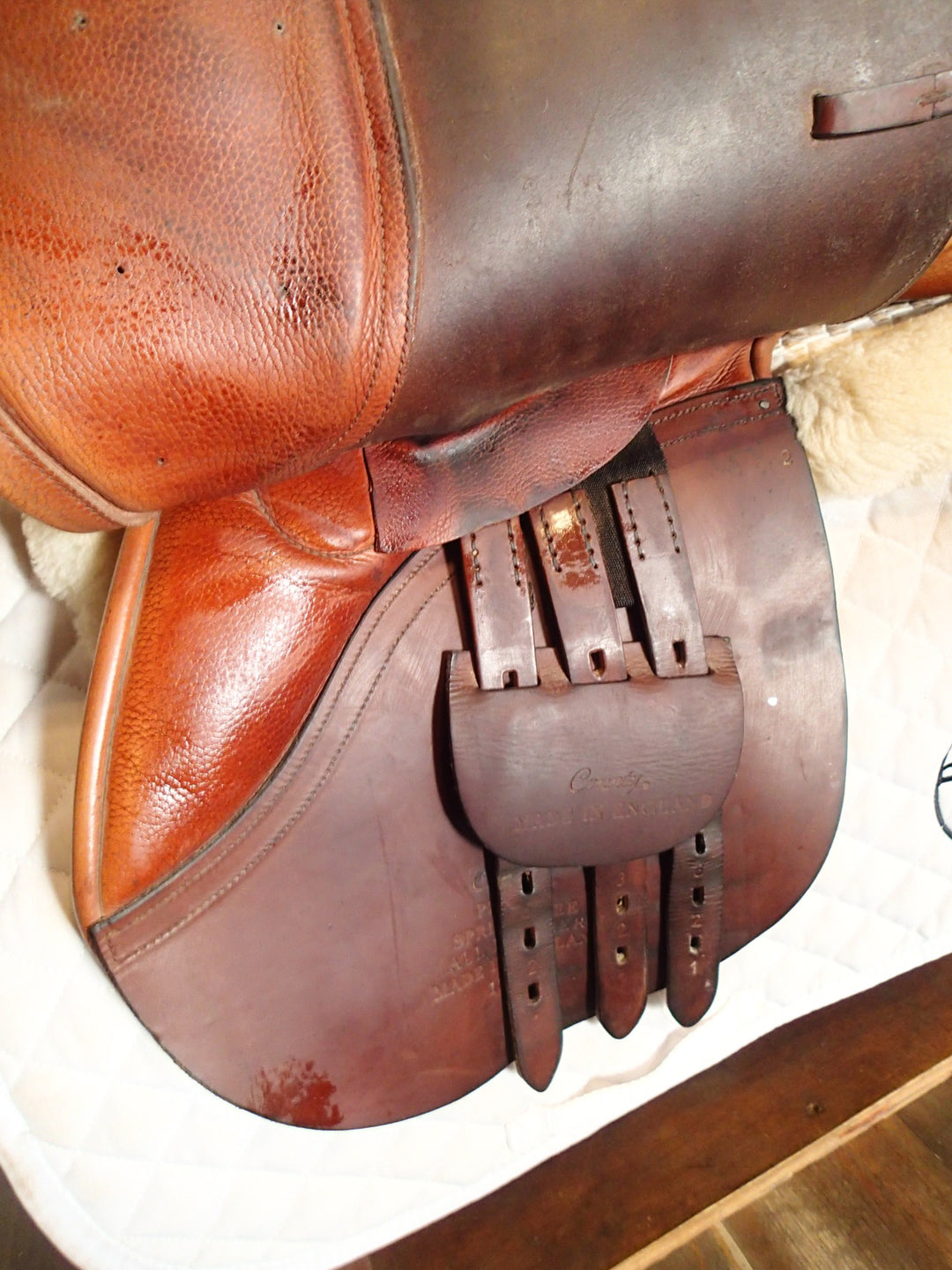 17" County Saddle - 2010 - MW tree - Wool Flocked (079)