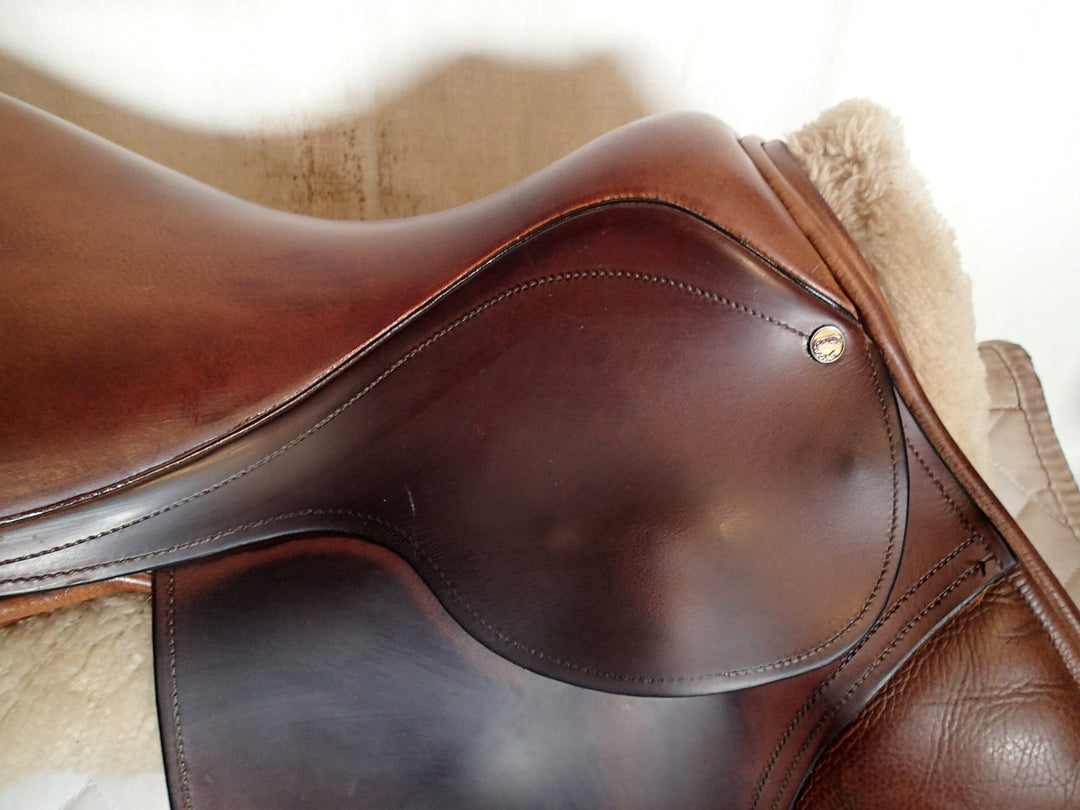 17" County Saddle - 2010 - MW tree - Wool Flocked (079)