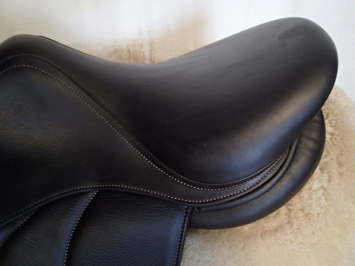 15.5" Voltaire Palm Beach Saddle - Full Buffalo - 2021 - 0A Flaps - 4.75" dot to dot - XFIN Panels (082)