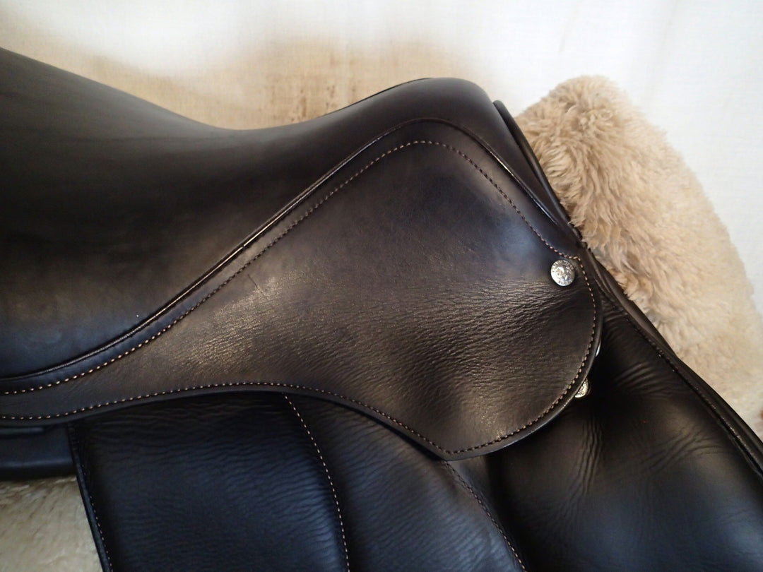 15.5" Voltaire Palm Beach Saddle - Full Buffalo - 2021 - 0A Flaps - 4.75" dot to dot - XFIN Panels (082)