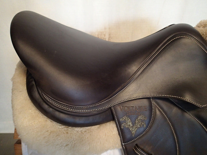 17" Voltaire Stuttgart Saddle - Full Buffalo - 2022 - 2A Flaps - 4.75" dot to dot - Pro Panels (083)