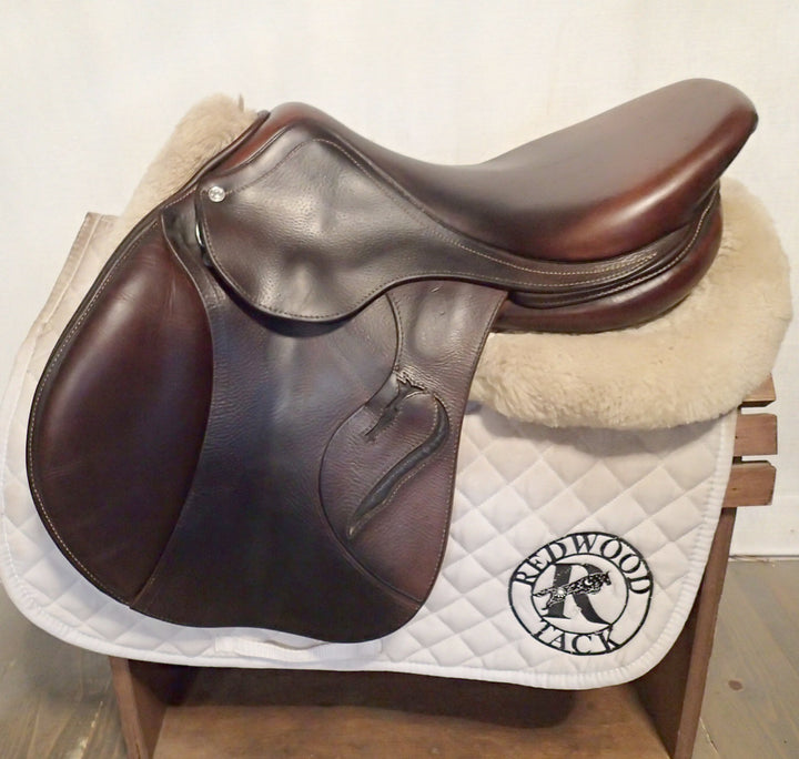 17" Antares Evolution Saddle - 2022 - 2N Flaps - 4.5" dot to dot (084)