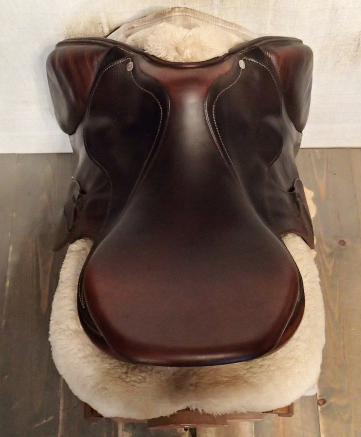 17" Antares Evolution Saddle - 2022 - 2N Flaps - 4.5" dot to dot (084)