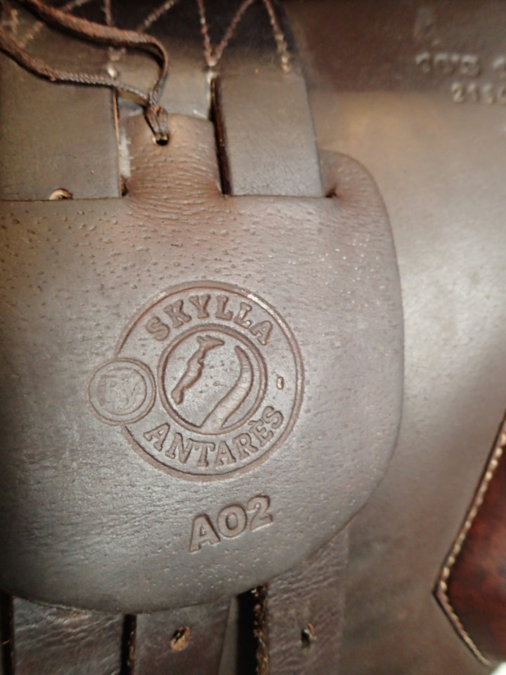 16.5" Antares Skylla Saddle - Full Buffalo - 2021 - 1N Flaps - 5" dot to dot (086)