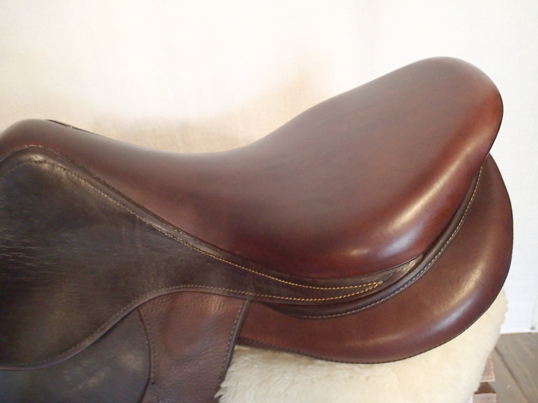 18.5" Antares Contact Saddle - Full Buffalo - 2015 - 4AAA Flaps - 4.75" dot to dot