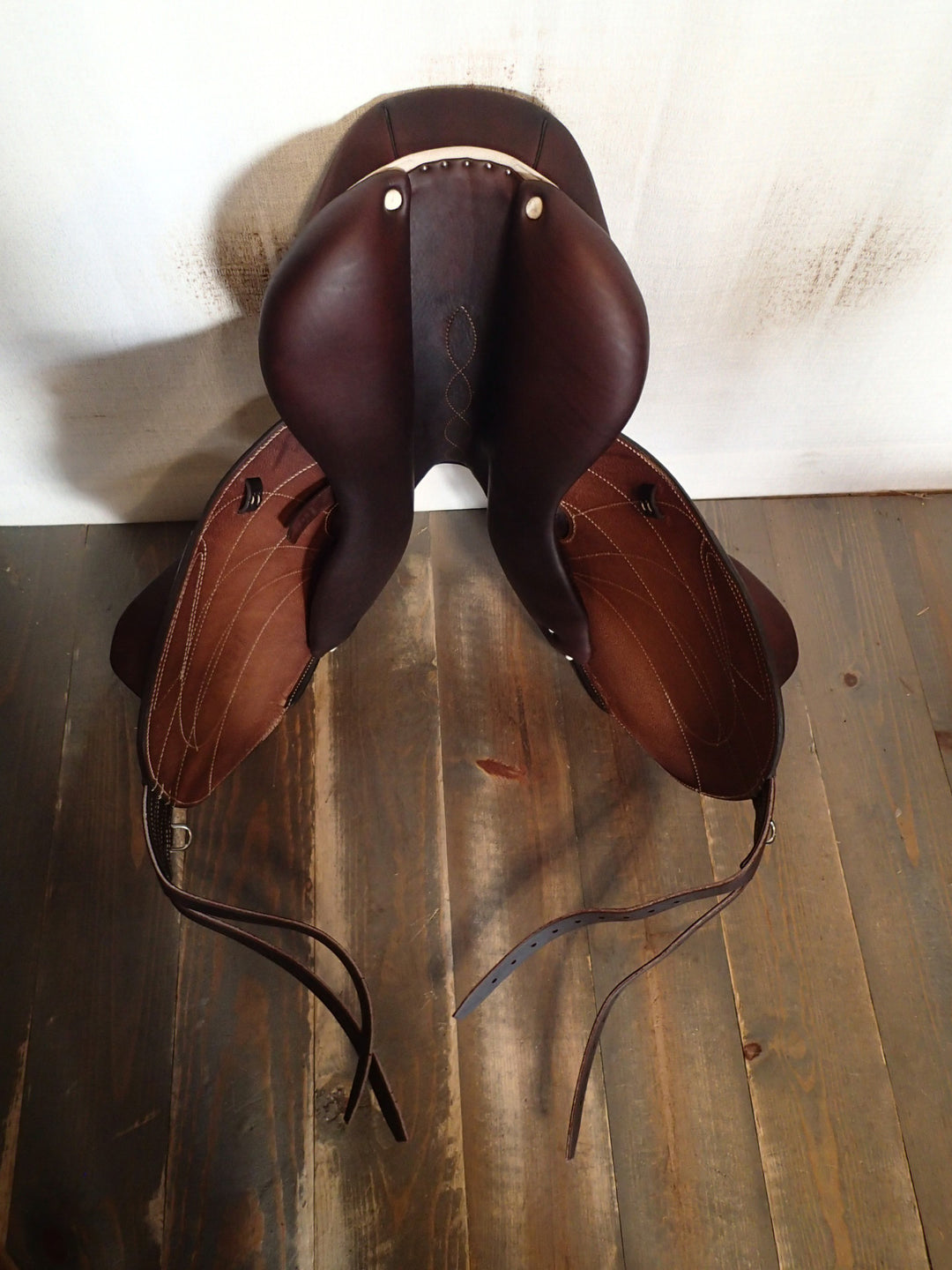 17" Antares Active + Monoflap Saddle - BRAND NEW - Full Buffalo - 2025 - 2AB Flaps - 4.5" dot to dot (093)