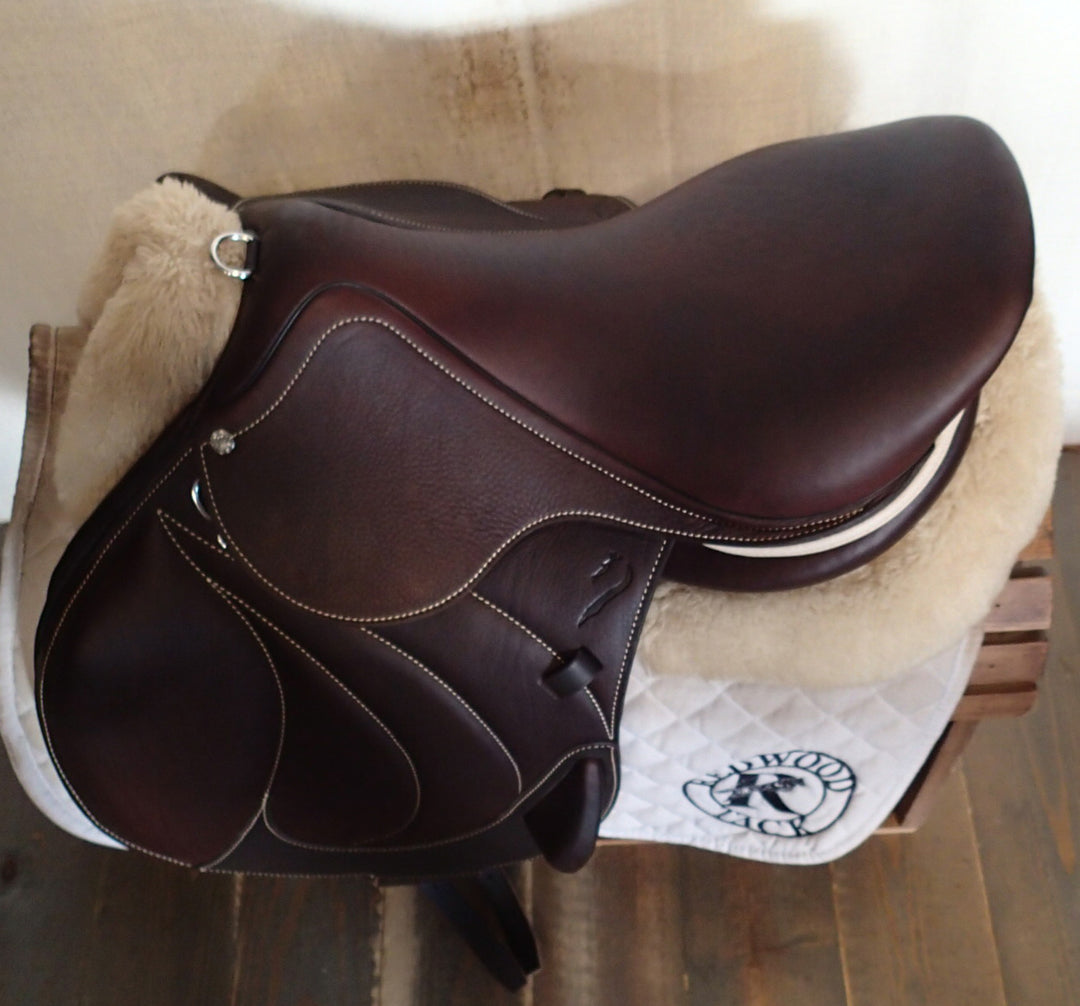 17" Antares Active + Monoflap Saddle - BRAND NEW - Full Buffalo - 2025 - 2AB Flaps - 4.5" dot to dot (093)