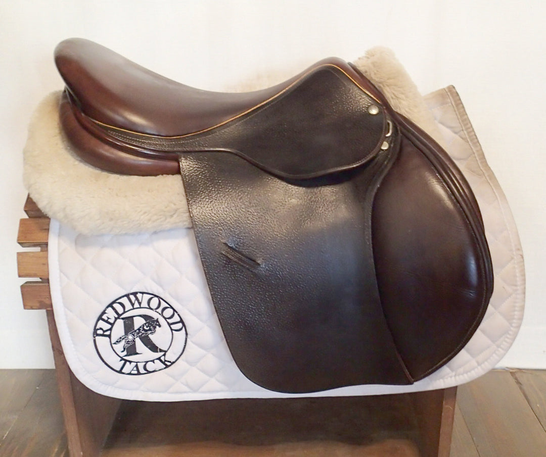 17" Luc Childeric Model M Saddle - 2014 - 5" dot to dot (100)
