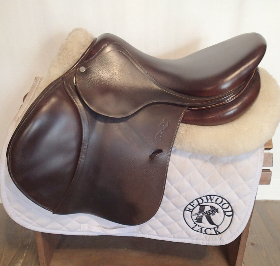 17" Antares Saddle - 2010 - 2A Flaps - 4.5" dot to dot