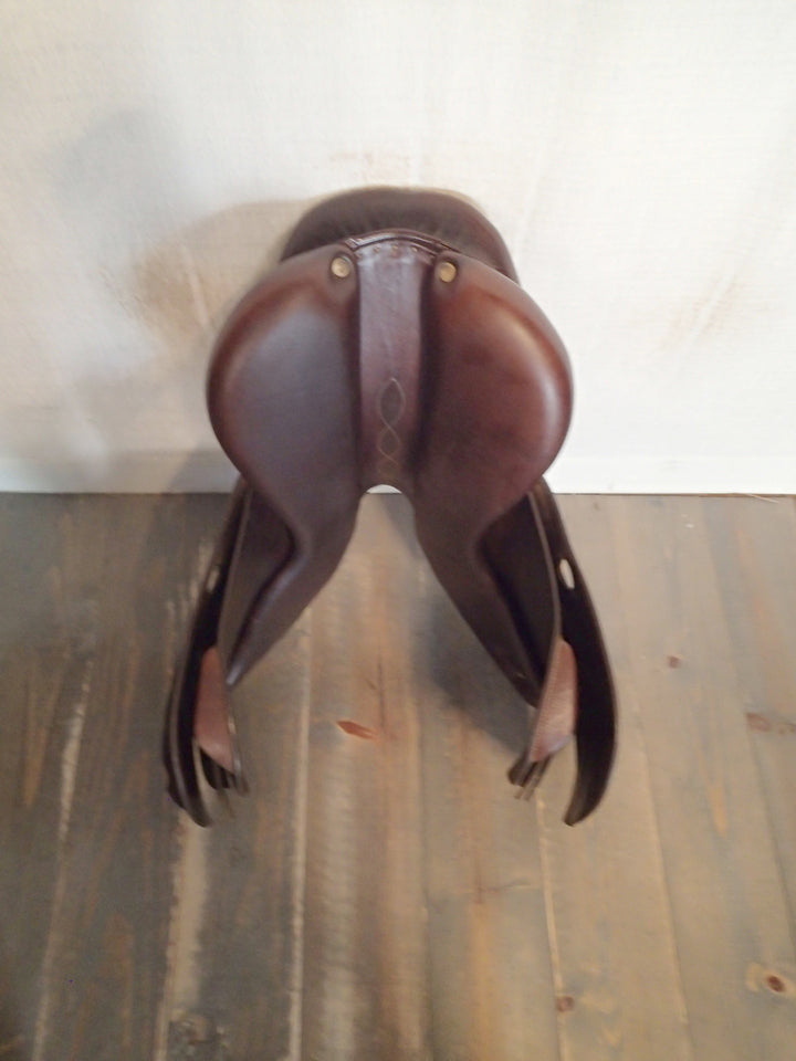 17" Antares Saddle - 2010 - 2A Flaps - 4.5" dot to dot