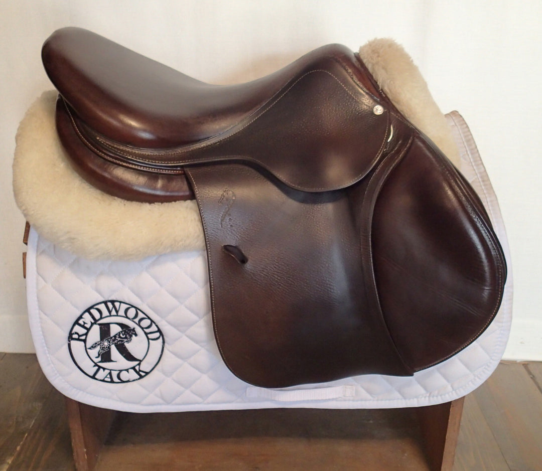 17" Antares Saddle - 2010 - 2A Flaps - 4.5" dot to dot