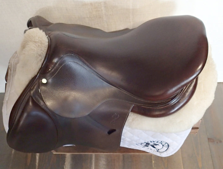 17" Antares Saddle - 2010 - 2A Flaps - 4.5" dot to dot