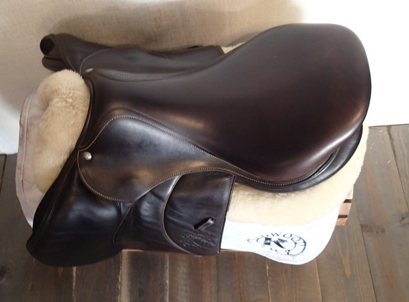17.5” Voltaire Palm Beach Saddle - Full Buffalo - 2018 - 2AAA Flaps - 4.75" dot to dot - Pro Panels