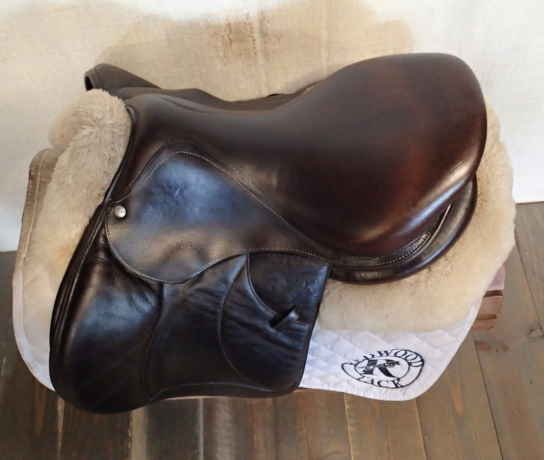 16.5" Voltaire Palm Beach Saddle - Full Buffalo - 2017 - 1 Flaps - 4.75" dot to dot - FIN Panels (104)