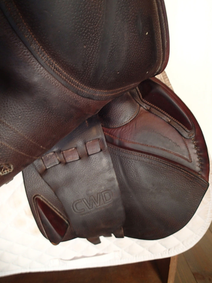 17" CWD Saddle - Full Buffalo - 2015 - 3C Flaps - SE02 - 4.5" dot to dot (105)