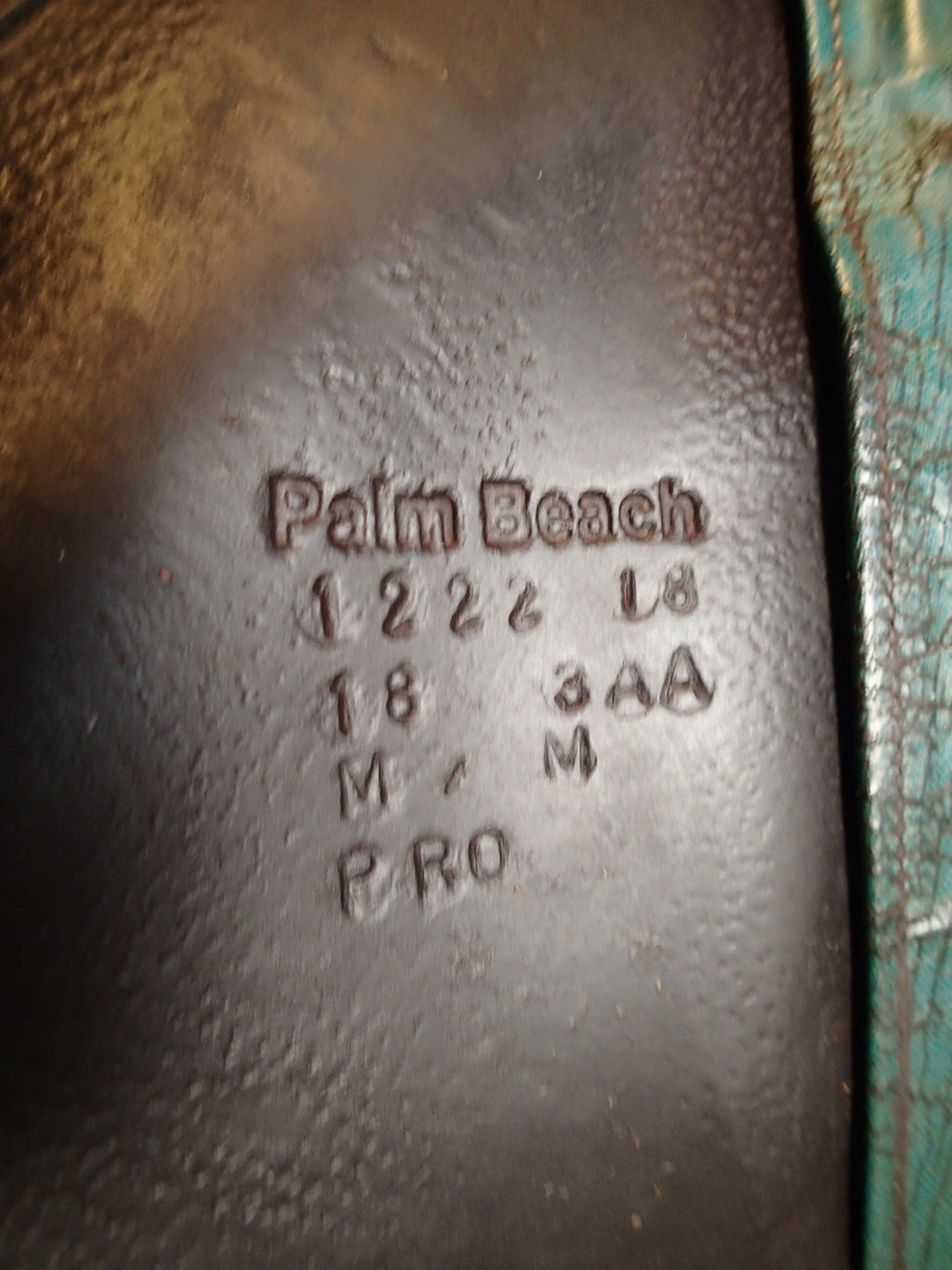 18" Voltaire Palm Beach Saddle - 2018 - 3AA Flaps - 4.5" dot to dot - Pro Panels (106)