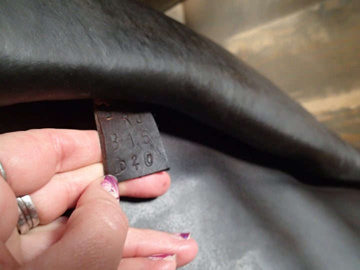 18" Voltaire Palm Beach Saddle - 2018 - 3AA Flaps - 4.5" dot to dot - Pro Panels (106)