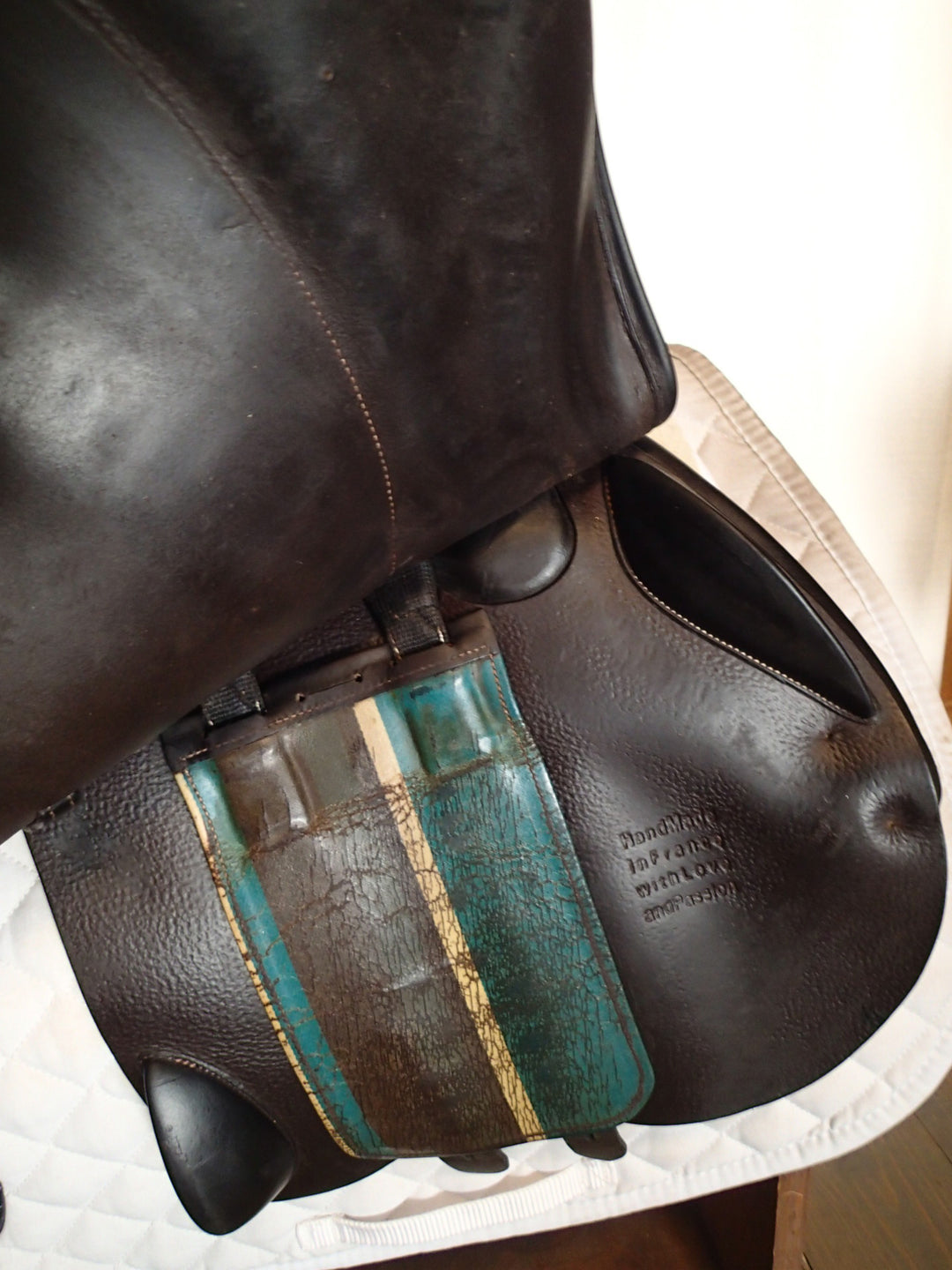 18" Voltaire Palm Beach Saddle - 2018 - 3AA Flaps - 4.5" dot to dot - Pro Panels (106)