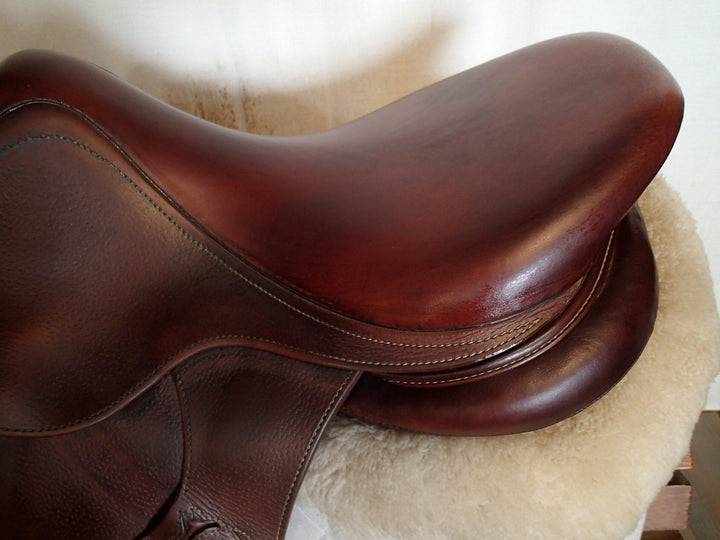 17" Antares Connexion Saddle - 2020 - 2A Flaps - 4.25" dot to dot (111)