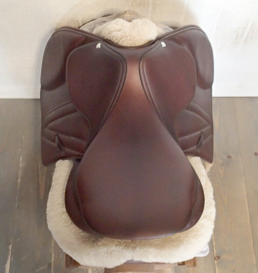 17" Butet Premium Saddle - Full Calfskin - 2015 - P Seat - 2.25 Flaps - 4.5" dot to dot (114)