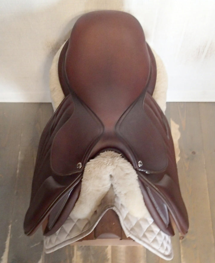 17" Butet Premium Saddle - Full Calfskin - 2015 - P Seat - 2.25 Flaps - 4.5" dot to dot (114)