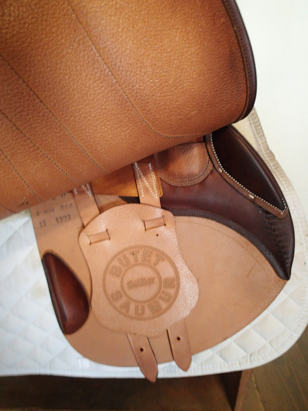 17" Butet Premium Saddle - Full Calfskin - 2015 - P Seat - 2.25 Flaps - 4.5" dot to dot (114)